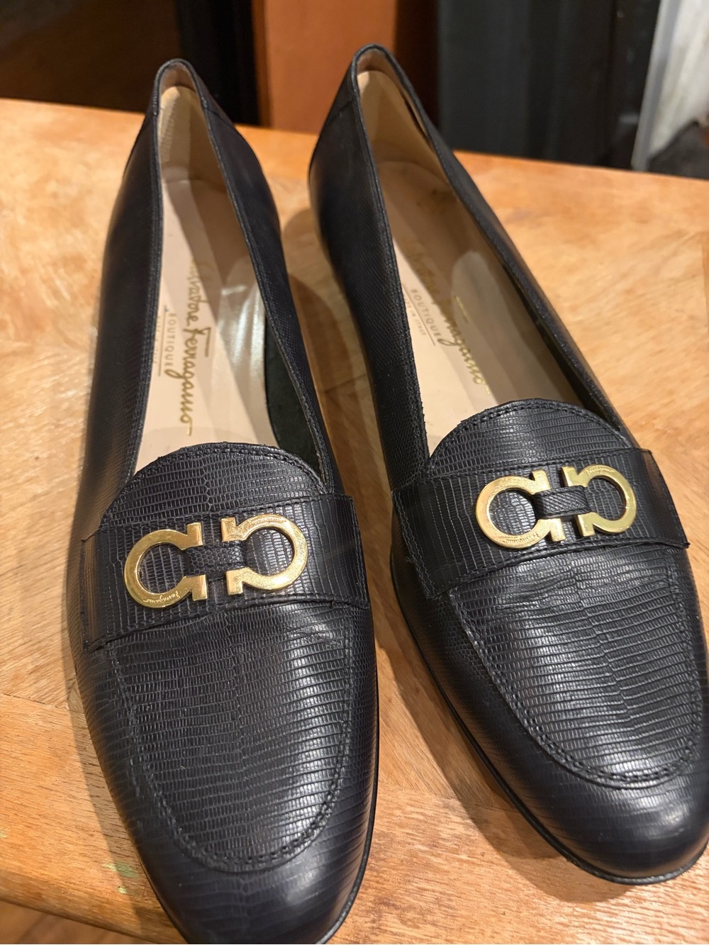 SALVATORE FERRAGAMO Women US 12 Black Lizard Leather Gancini Bit Loafer